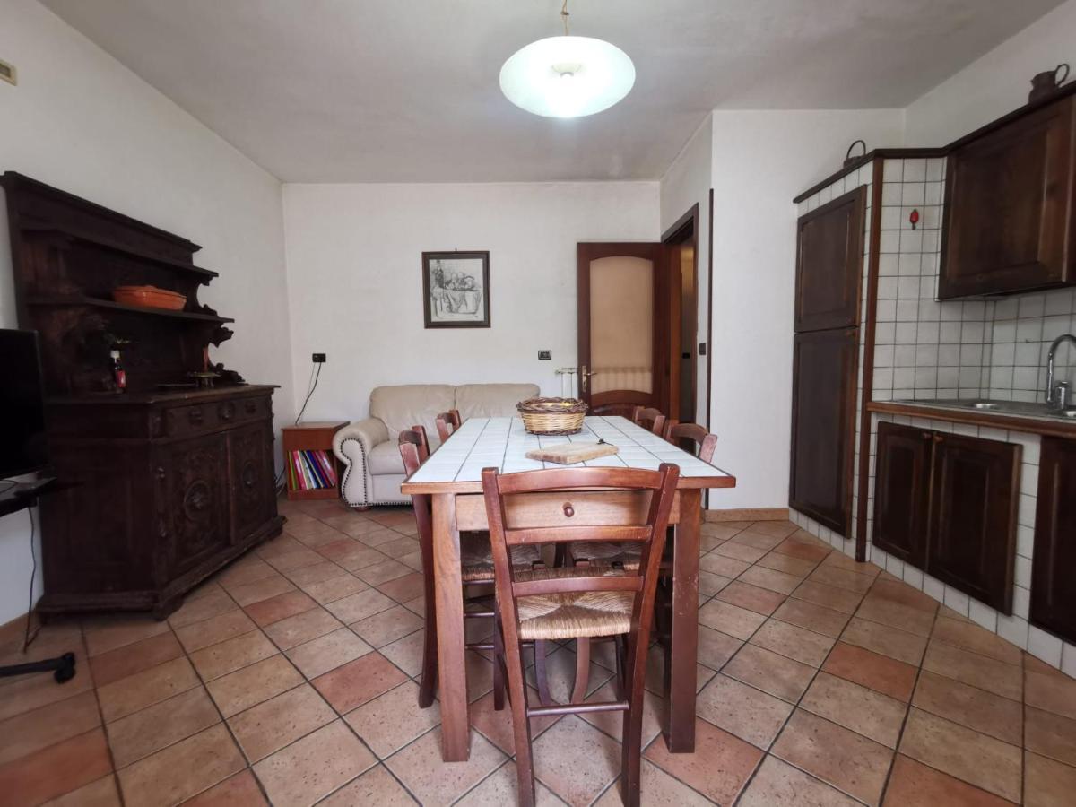 Favolosa Casa Con Terrazza, Idromassaggio, Cortile E Garage Auto กาโรวิญโญ ภายนอก รูปภาพ