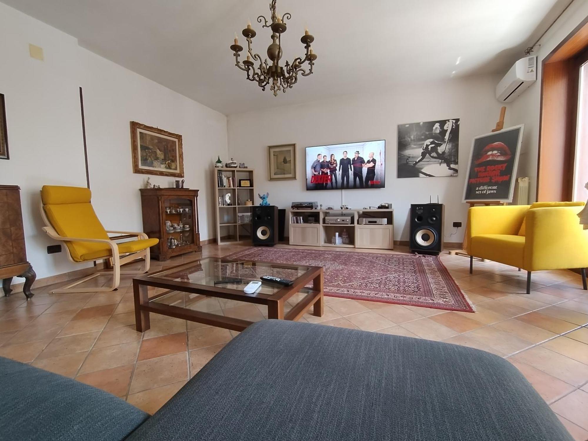 Favolosa Casa Con Terrazza, Idromassaggio, Cortile E Garage Auto กาโรวิญโญ ภายนอก รูปภาพ