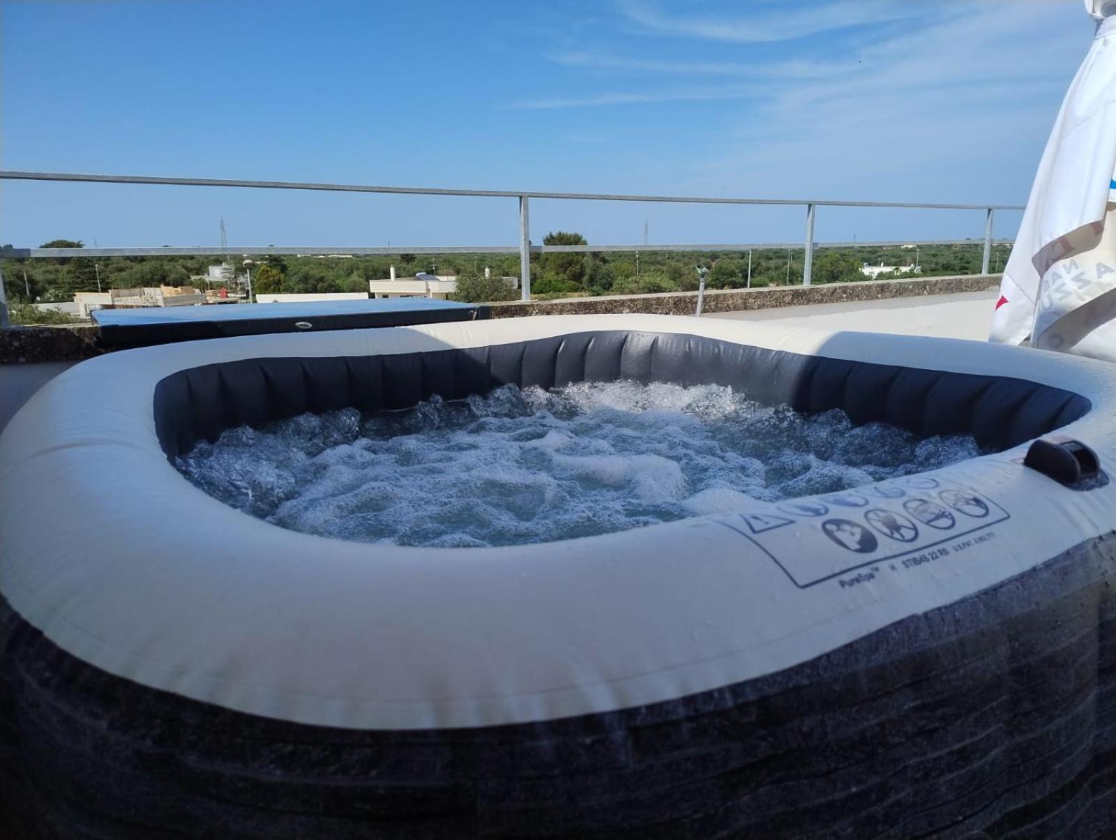 Favolosa Casa Con Terrazza, Idromassaggio, Cortile E Garage Auto กาโรวิญโญ ภายนอก รูปภาพ
